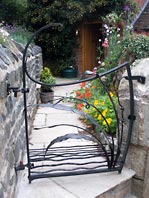 Leaf Gate